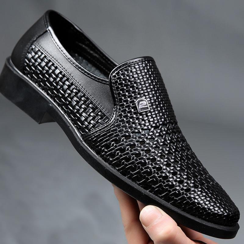 男性と女性のための穴の開いた革の靴,柔らかい平底の夏の靴 - Formal Men Office Wear Sandals のレビューと価格
