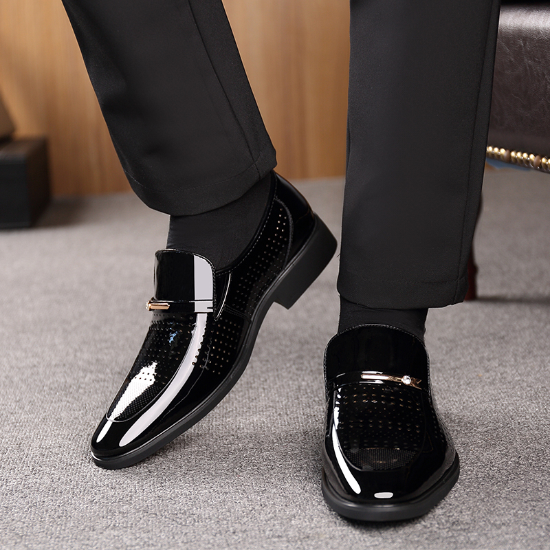 夏の新作革靴 メンズ ビジネスシューズ 通気孔付き ソフトボ - Formal Men Office Wear Sandals のレビューと価格