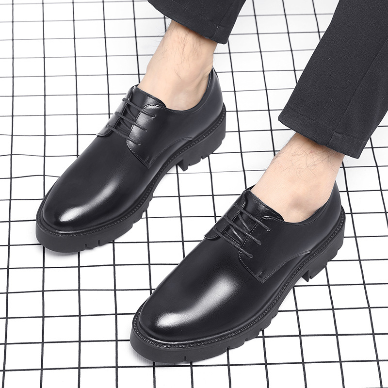 メンズブラックレザーレースアップドレスシューズ、厚底プラット - Men Formal Wear Office のレビューと価格
