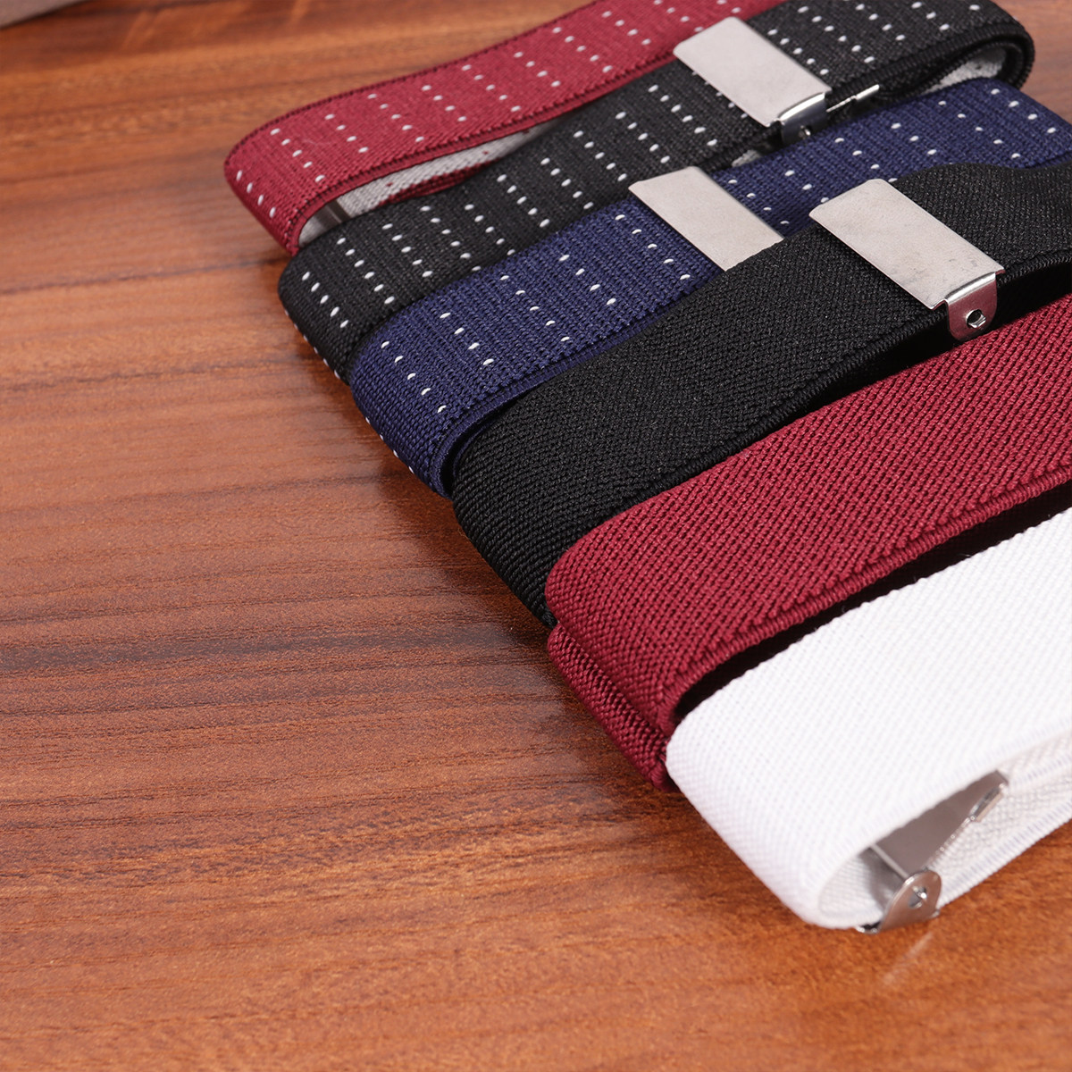 1組の滑り止めシャツアームバンド、チンロン製、幅2.5cm、 - Men Formal Wear Office のレビューと価格